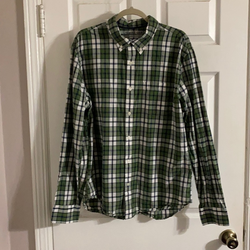 Old Navy The Classic shirt